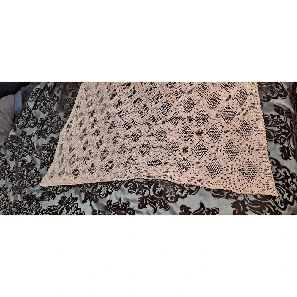 Antique Hand Crocheted Cotton Square Tablecloth‎ 48